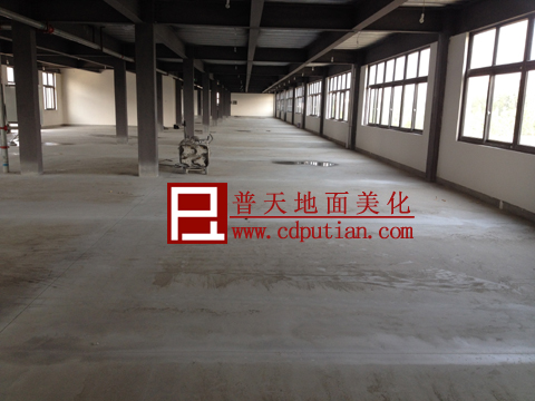 温江海峡科技园仓库混凝土密封固化剂地坪施工中