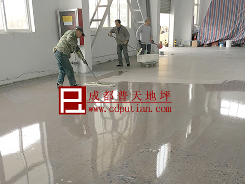 环氧地坪改造成混凝土密封固化剂地坪施工工艺1